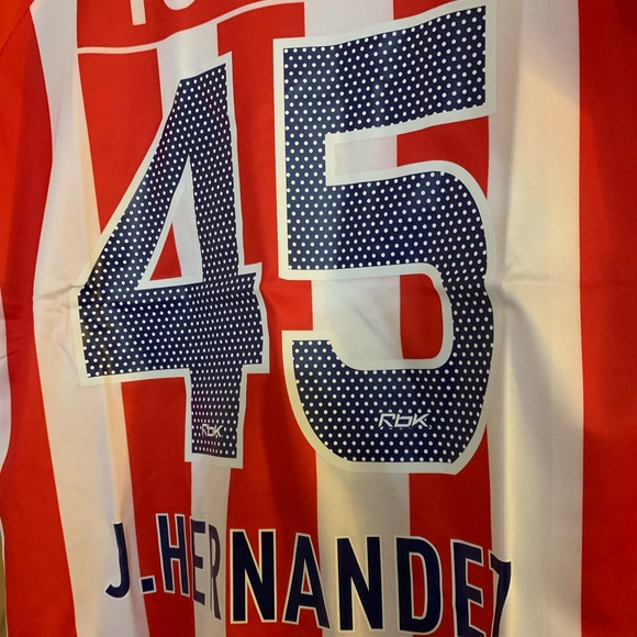 Retro Chivas 06/07 Jerseys - Picture 12 of 13